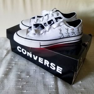 Brand New W/Box 80th Anniversary Bugs Bunny Converse Youth SZ: 2